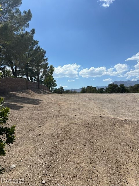 Properties 4 1709 Enclave Court