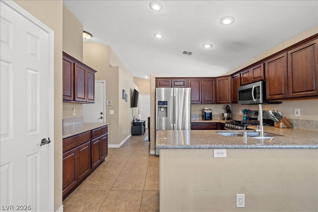 4928 Corsica Island Street