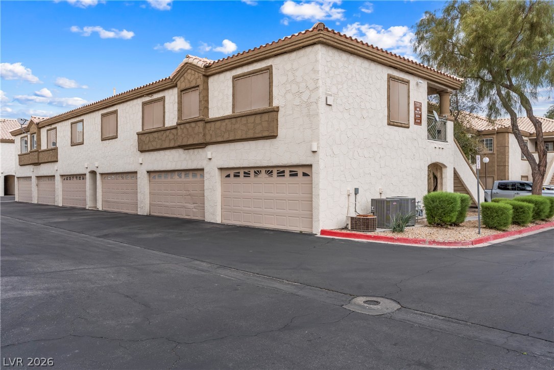 6800 Indian Chief Drive 204