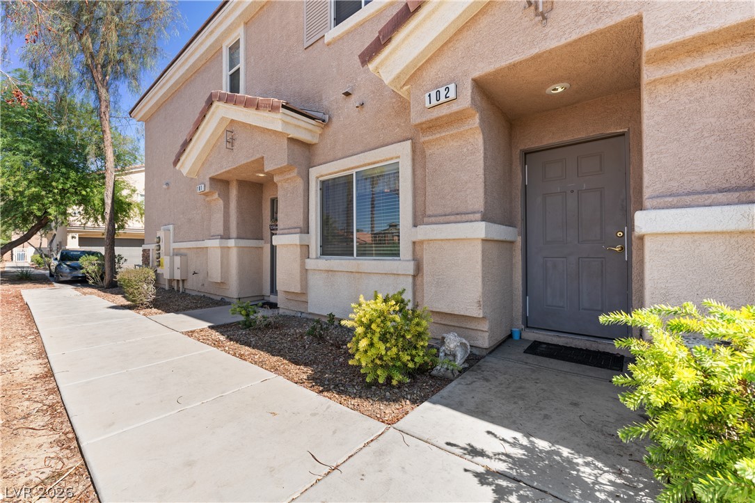 2089 Overton Beach Street 102