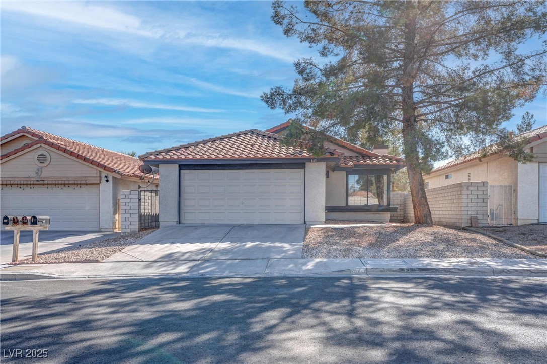 657 Thousand Oaks Drive