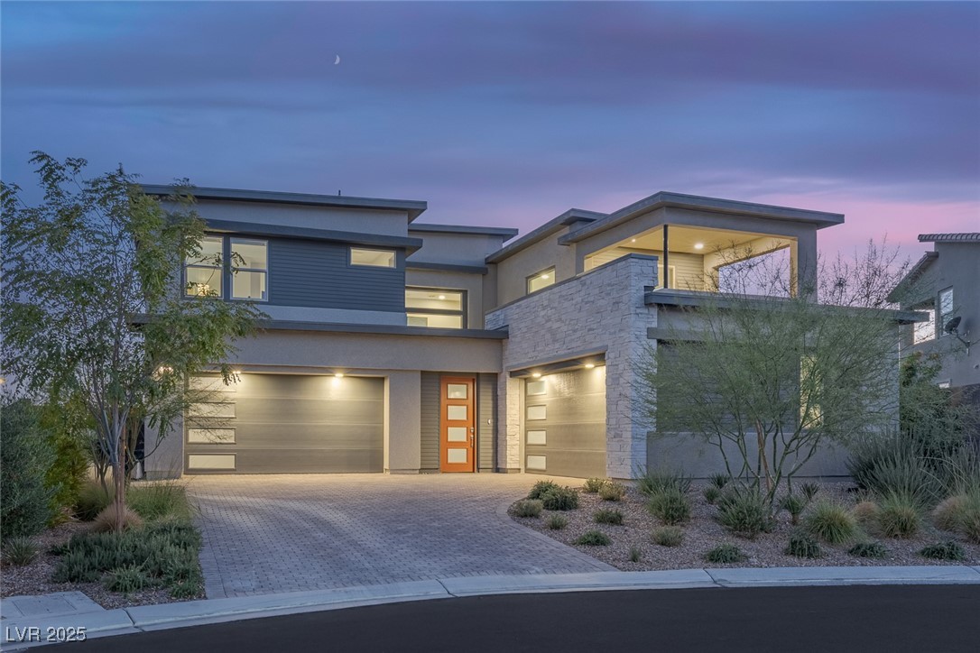 Properties 1 11943 Rockview Point Street