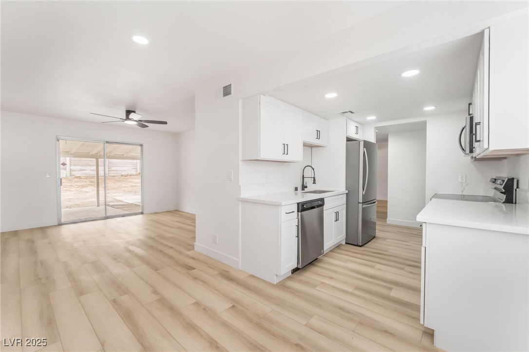 705 N Torrey Pines Drive, Las Vegas, Nevada image 10