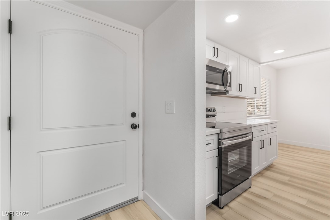 705 N Torrey Pines Drive, Las Vegas, Nevada image 4