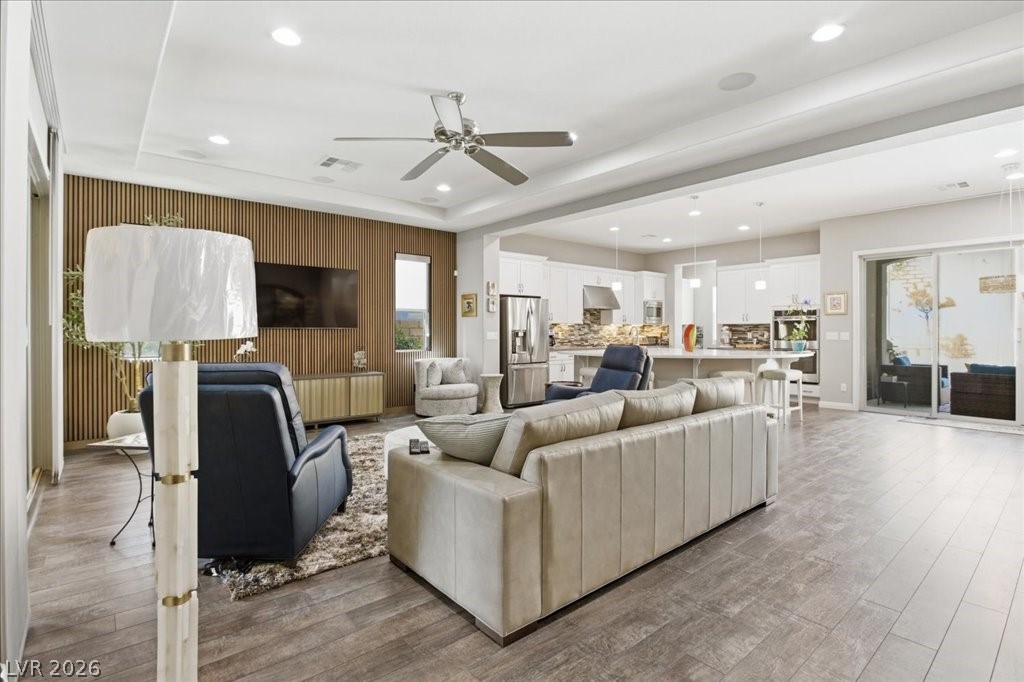 369 Molinetto Street