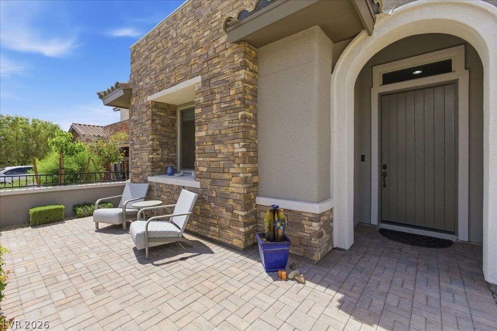 369 Molinetto Street