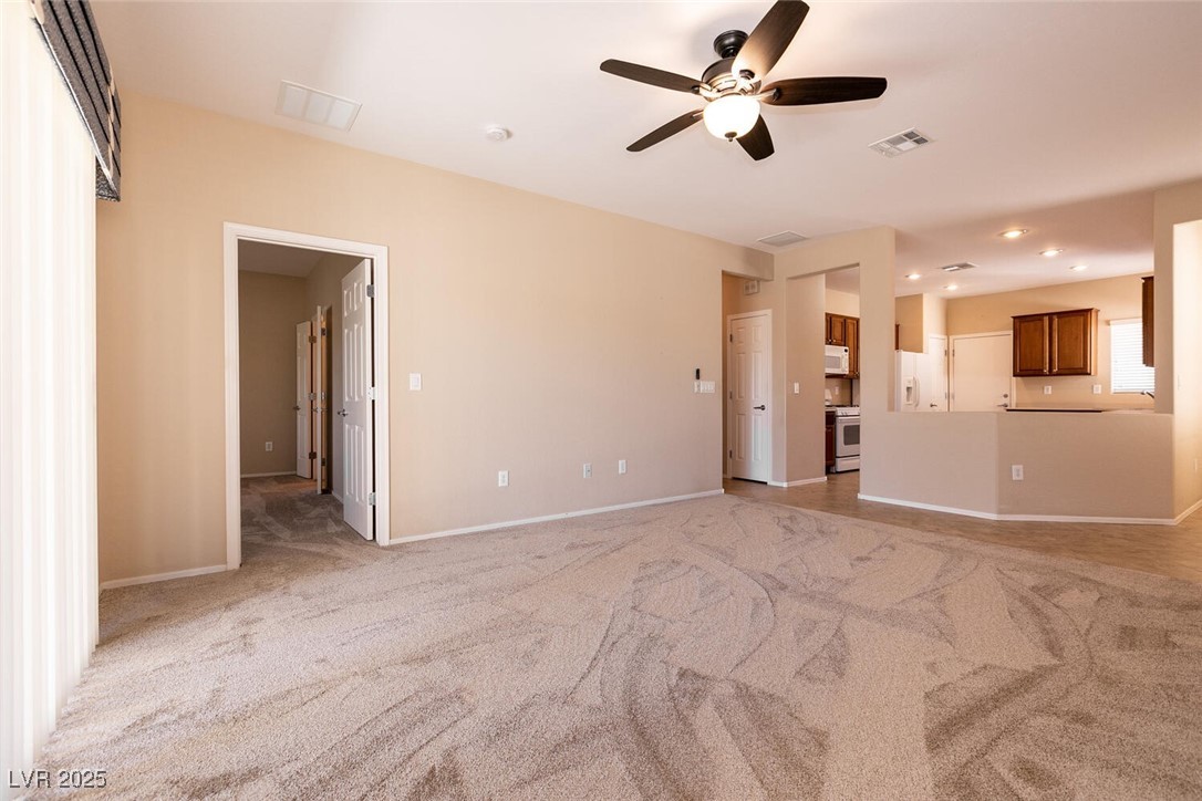 7824 Pine Warbler Way, North Las Vegas, Nevada image 9