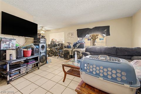 Photo of 5015 Carmel Avenue, Las Vegas, NV 89122 (MLS # 2783980)
