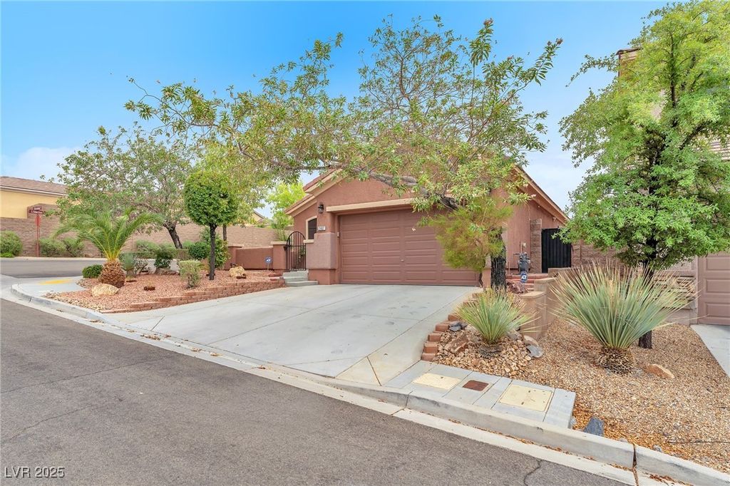 Photo of 2607 Dirleton Place, Henderson, NV 89044 (MLS # 2708667)