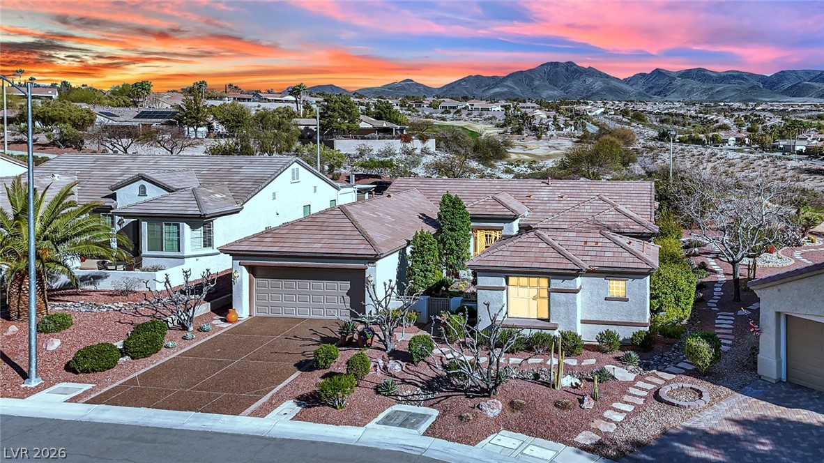 2192 Mountain City Street