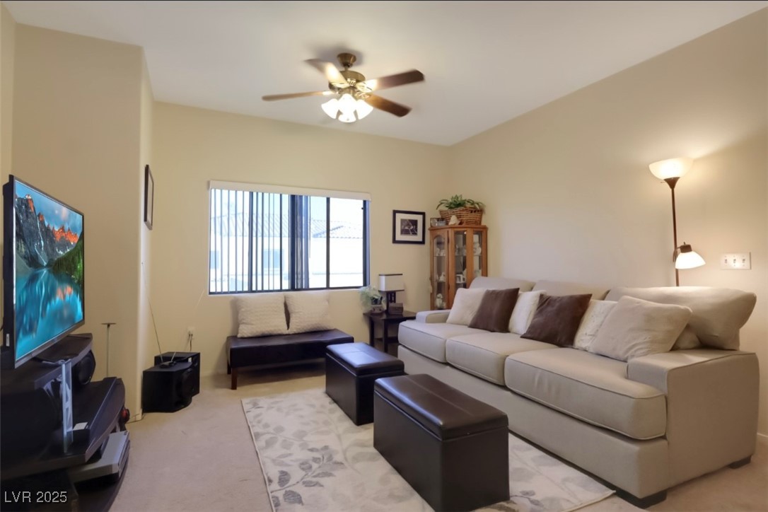 3913 Pepper Thorn Avenue 201