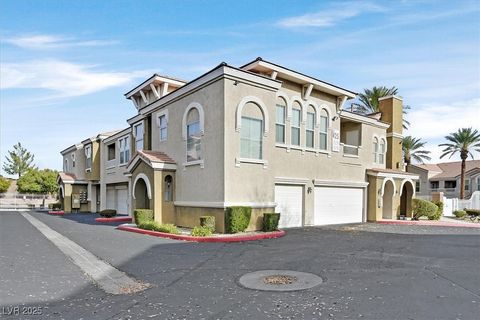 Photo of 9975 Peace Way #2177, Las Vegas, NV 89147 (MLS # 2742984)