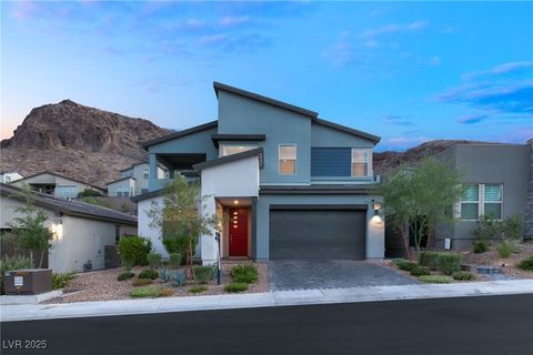 Photo of 1989 Regal Bluff Drive, Henderson, NV 89052 (MLS # 2737235)