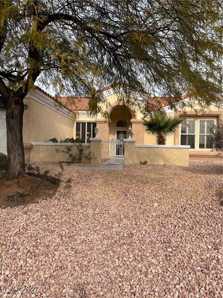 10800 Mission Lakes Avenue