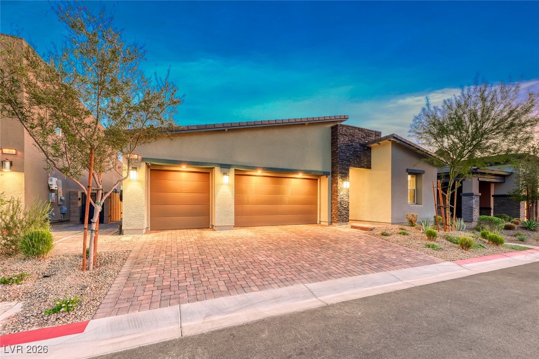 93 Reverie Heights Avenue