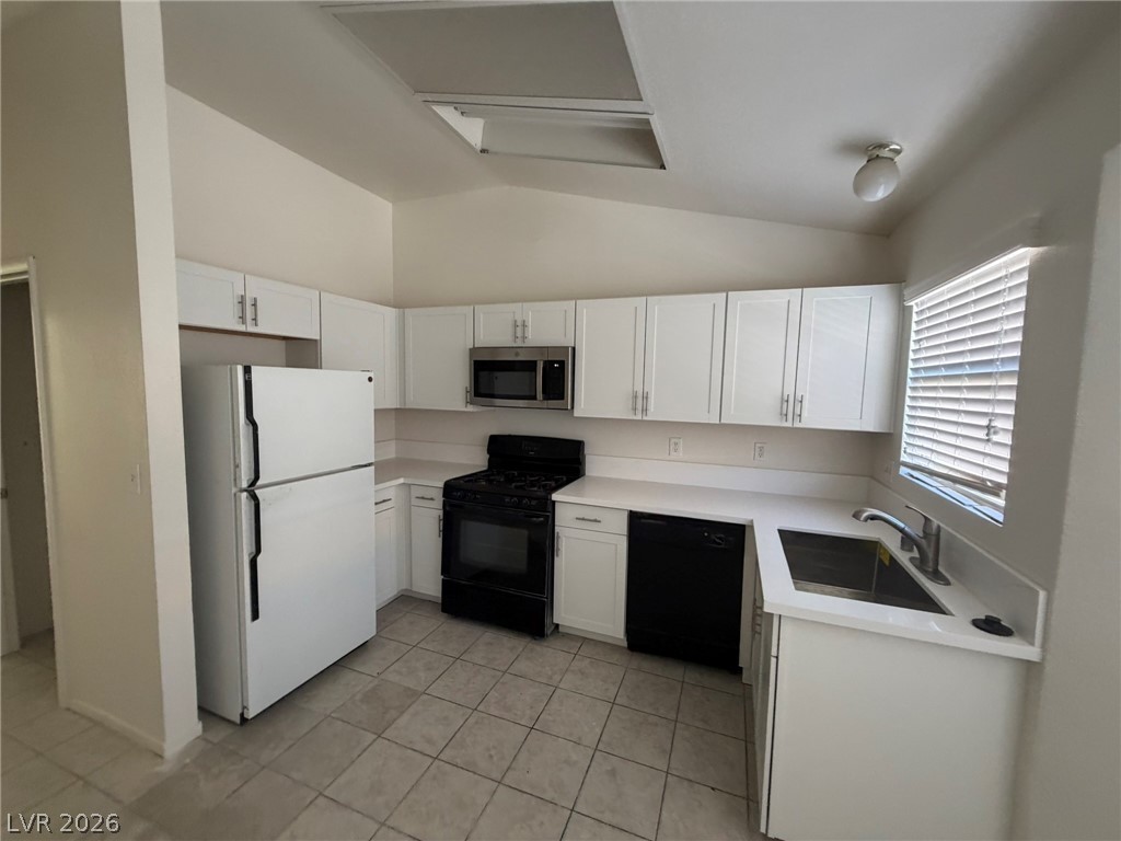 8220 NEPTUNE BEACH Avenue n/a