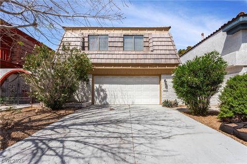 Photo of 908 Vegas Valley Drive, Las Vegas, NV 89109 (MLS # 2766691)