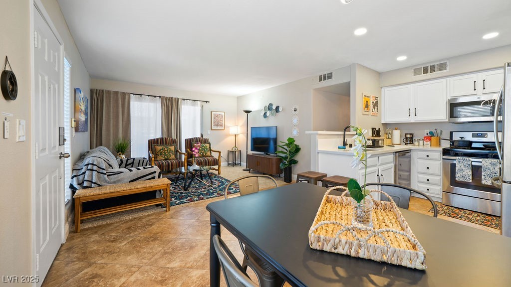 3123 Key Largo Drive 101