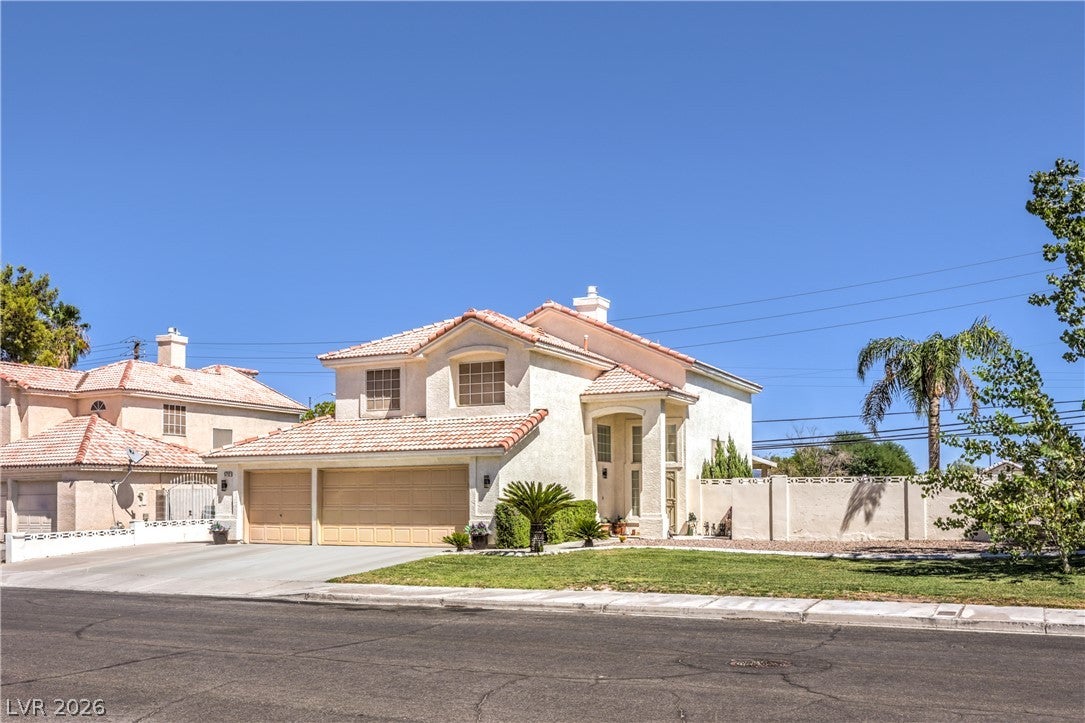 5712 Emperor Way