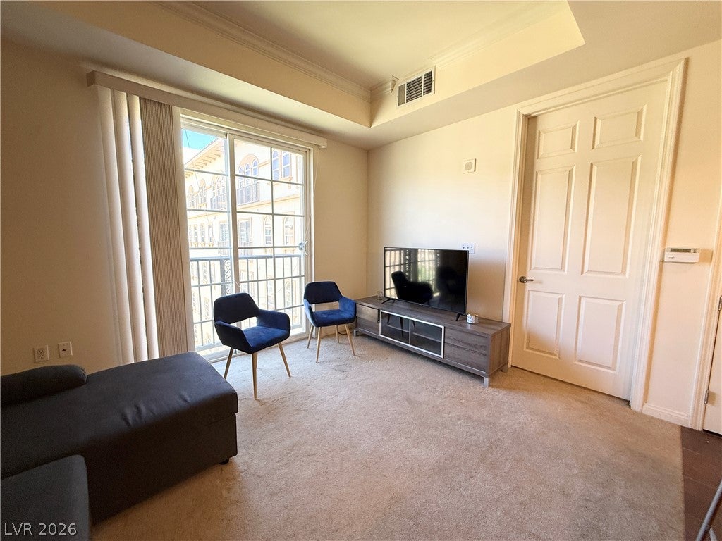 2405 W Serene Avenue 844