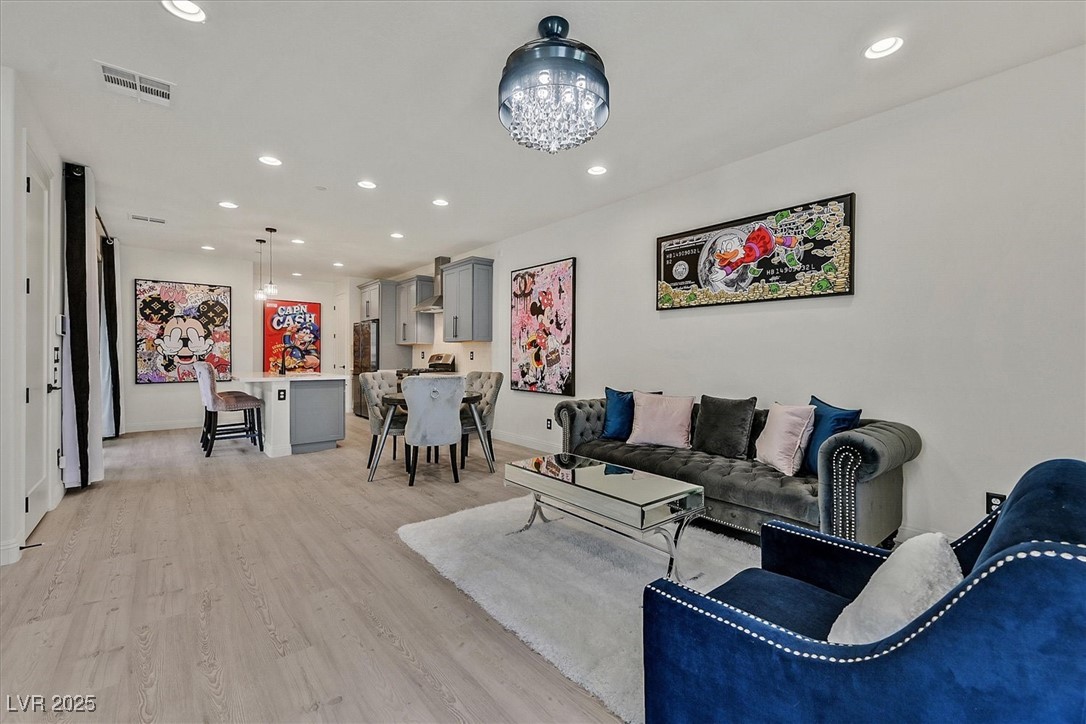 Properties 2 11705 Bearpaw Meadow Avenue