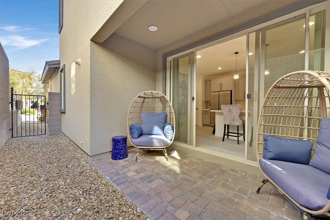 Las Vegas, Nevada 89138, United States, 3 Bedrooms Bedrooms, ,2 BathroomsBathrooms,Residential,Active,95137