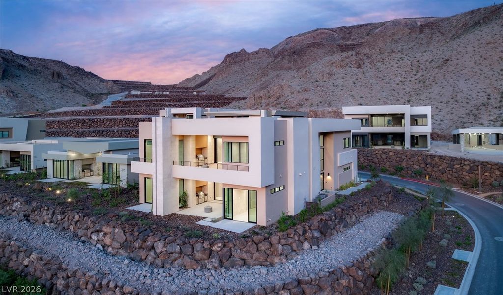 Photo of 4 Kaya Canyon Way #15, Henderson, NV 89012 (MLS # 2756678)