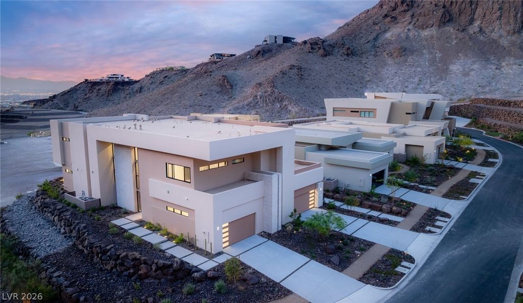 Photo of 4 Kaya Canyon Way #15, Henderson, NV 89012 (MLS # 2756678)