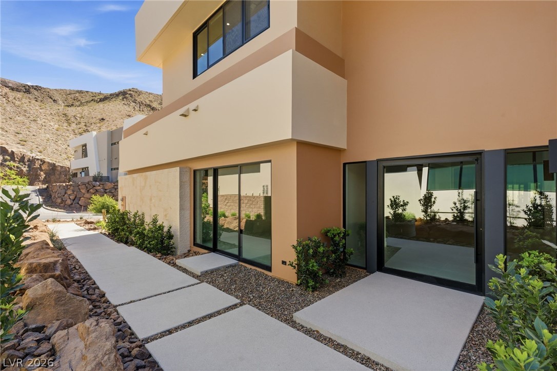 4 Kaya Canyon Way 15