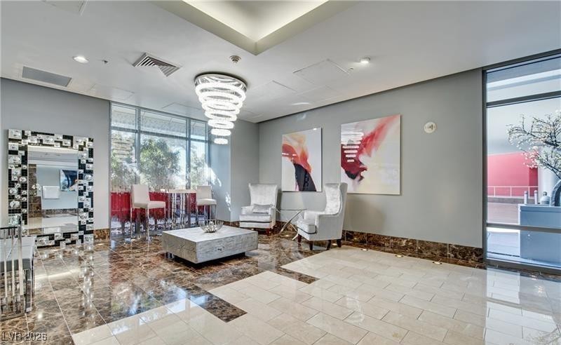 200 W Sahara Avenue 3707