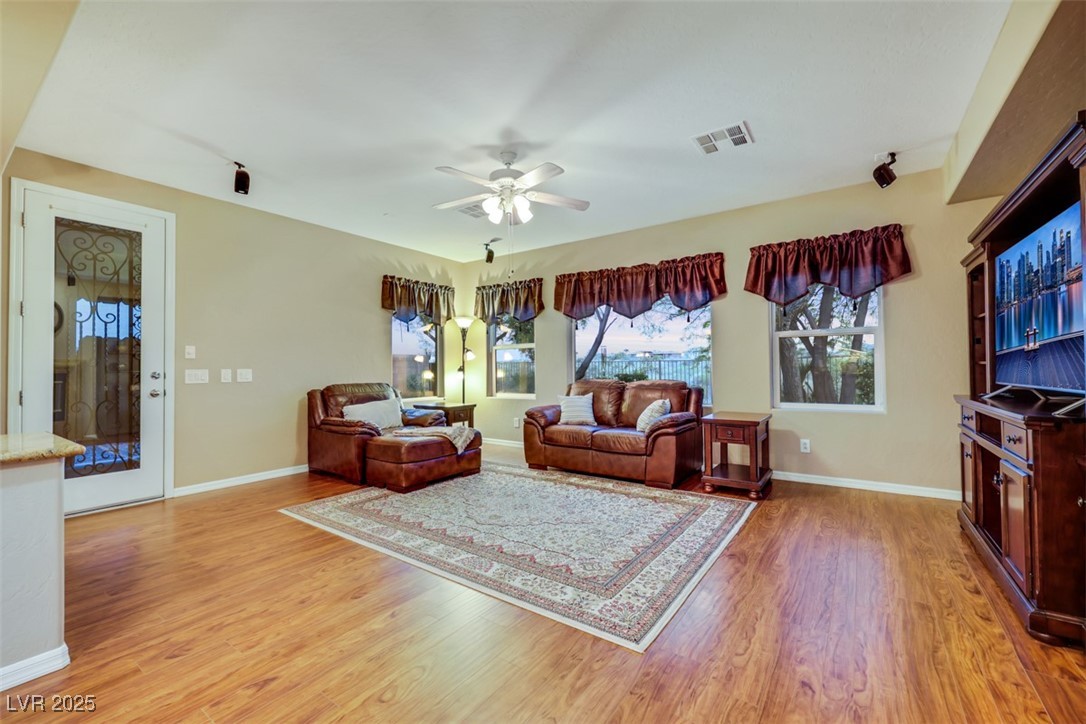 7307 Lansbrook Avenue, Las Vegas, Nevada image 22