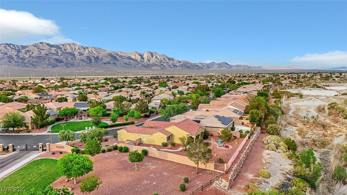 Las Vegas, Nevada 89131, United States, 4 Bedrooms Bedrooms, ,3 BathroomsBathrooms,Residential,Active,114404