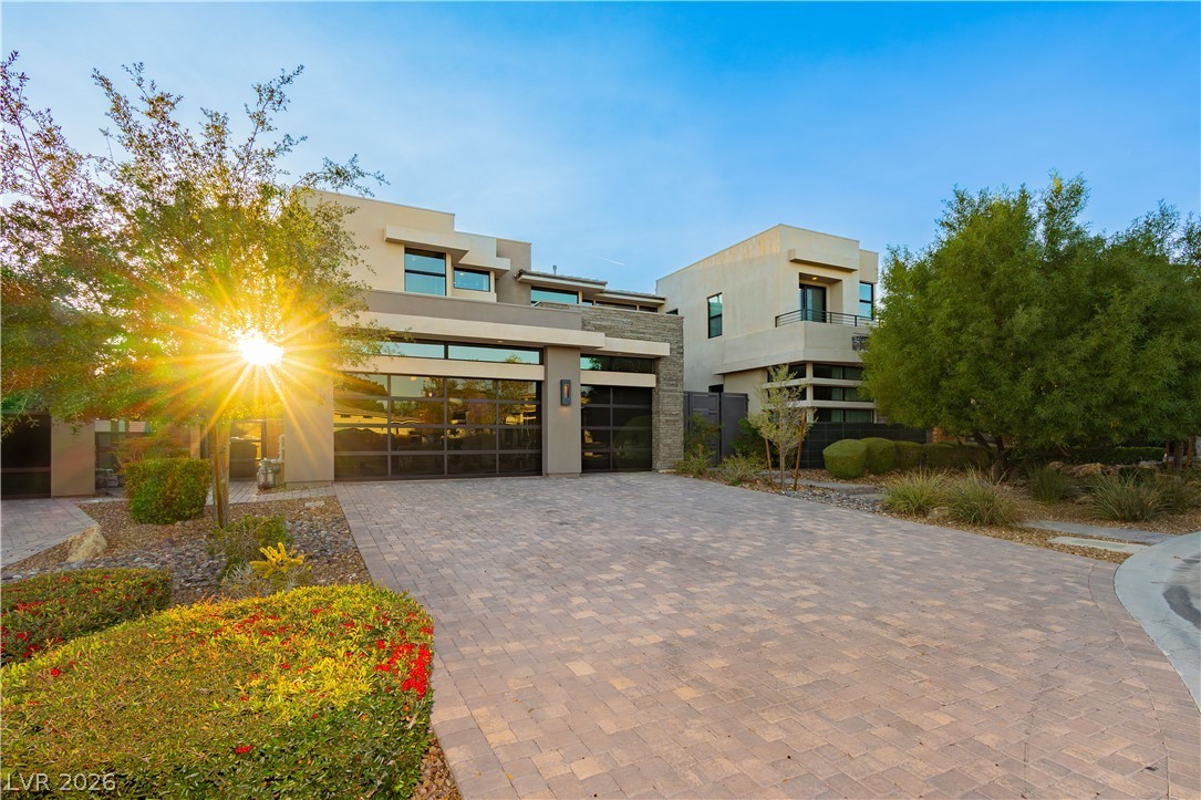 94 Glade Hollow Drive