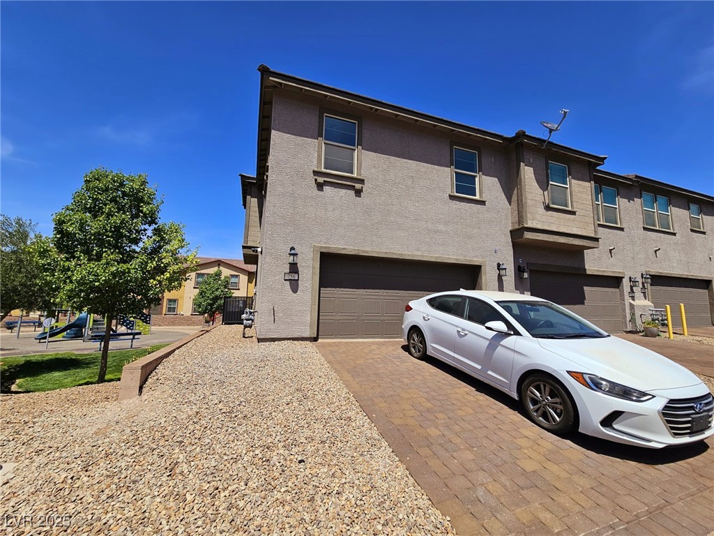 756 Sleeping City Avenue, Henderson, Nevada image 12