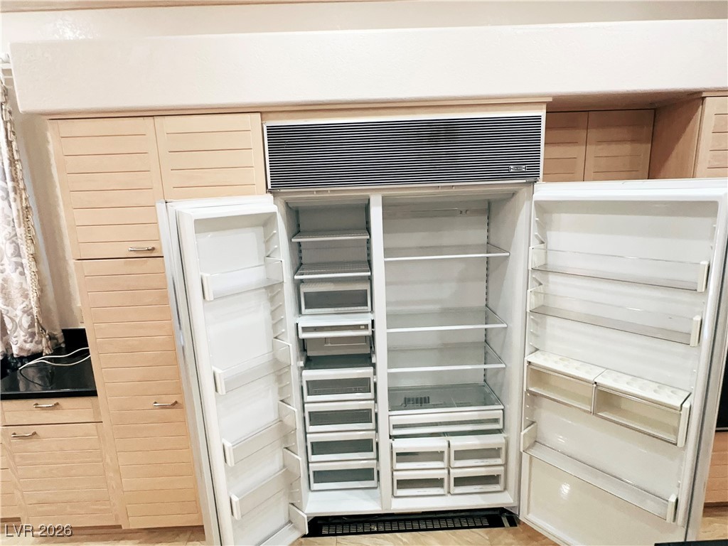 7829 Bermuda Dunes Avenue