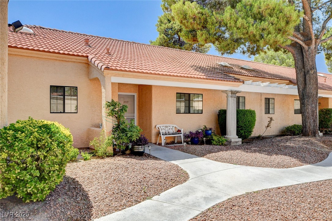 Properties 2 2851 S Valley View Boulevard 1039