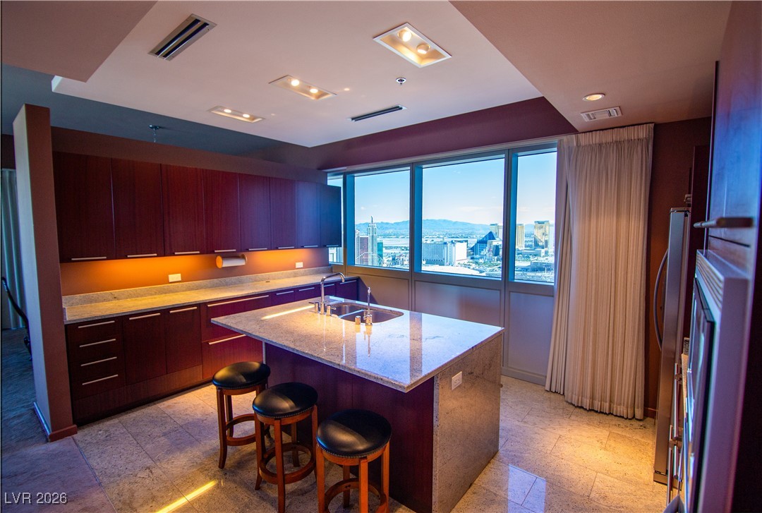 4471 Dean Martin Drive 3810