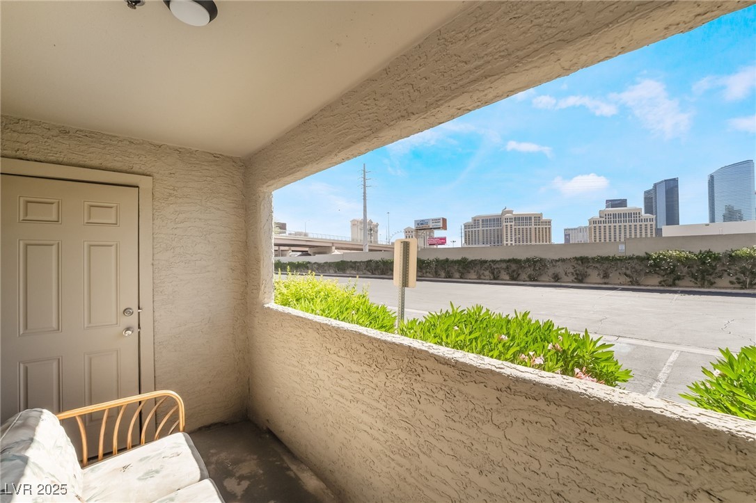 4200 S Valley View Boulevard 1074