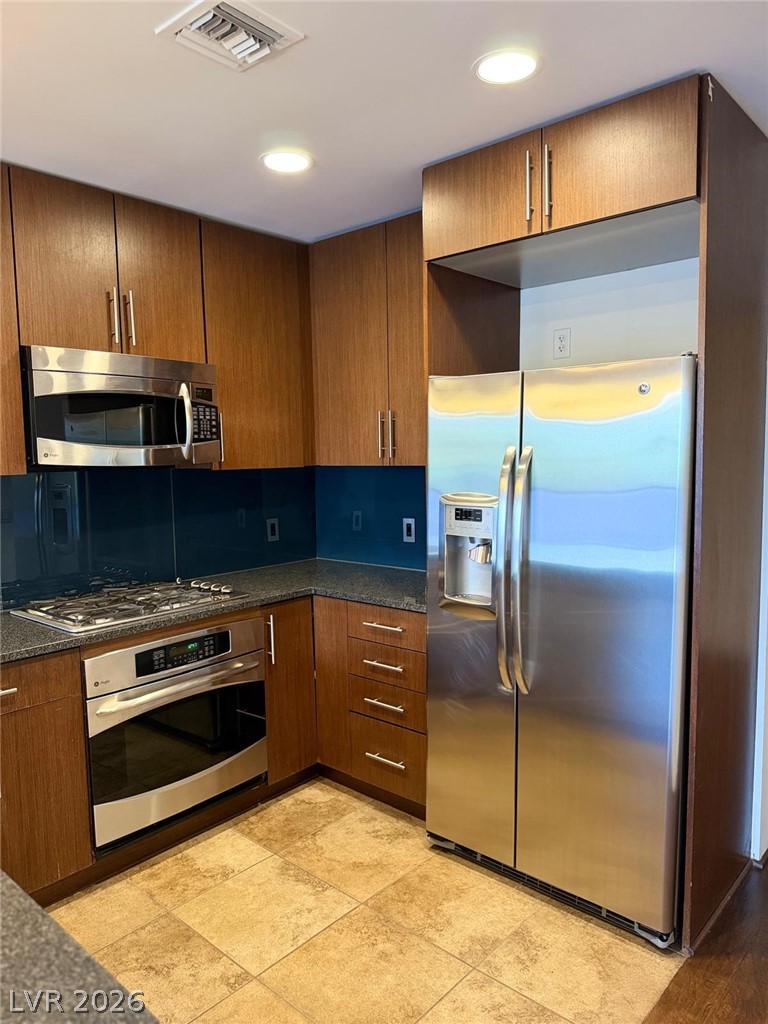 353 E Bonneville Avenue 275