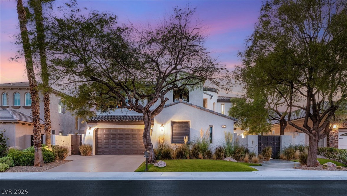 2747 Turtle Head Peak Drive