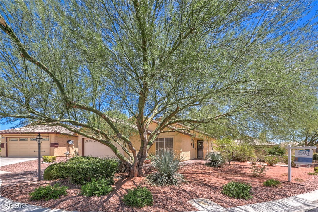 Properties 4 4824 Lawnwood Court