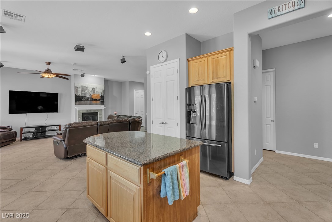 2554 Braehead Lane, Henderson, Nevada image 17