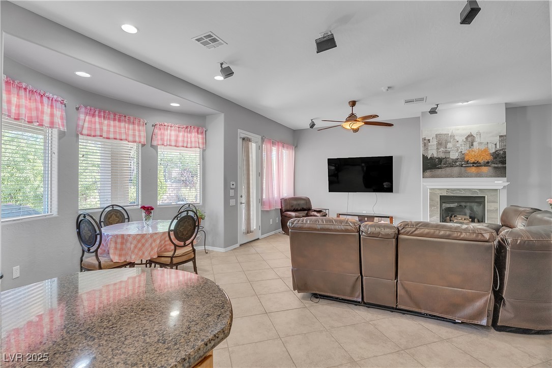 2554 Braehead Lane, Henderson, Nevada image 18