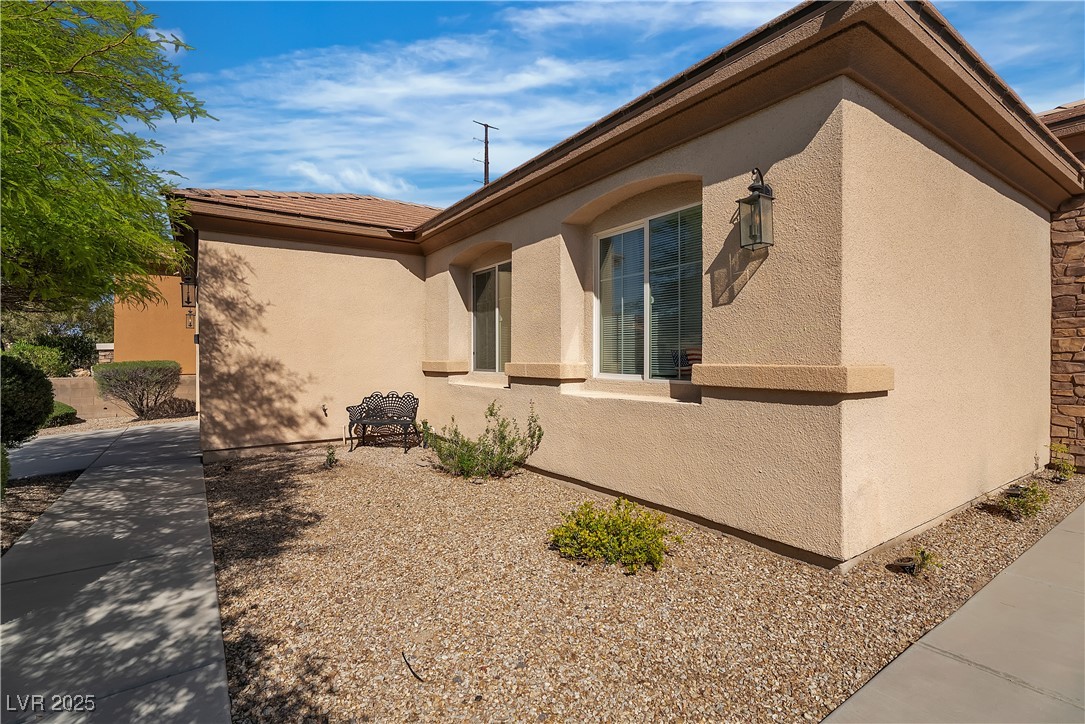 2554 Braehead Lane, Henderson, Nevada image 6