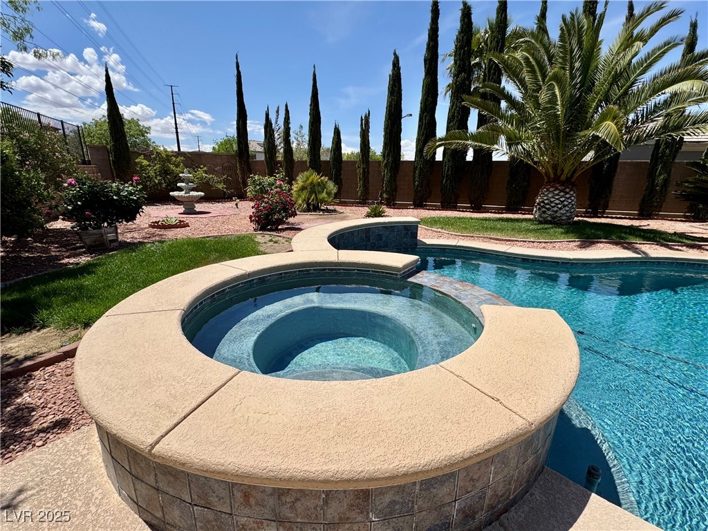 2554 Braehead Lane