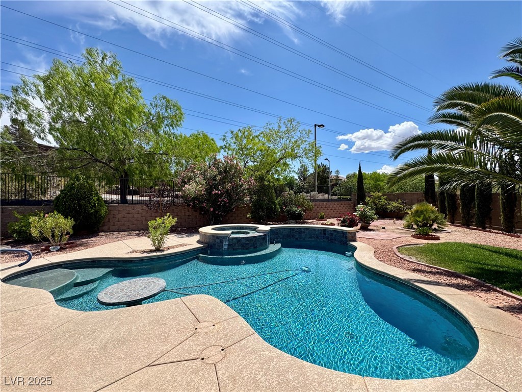 2554 Braehead Lane