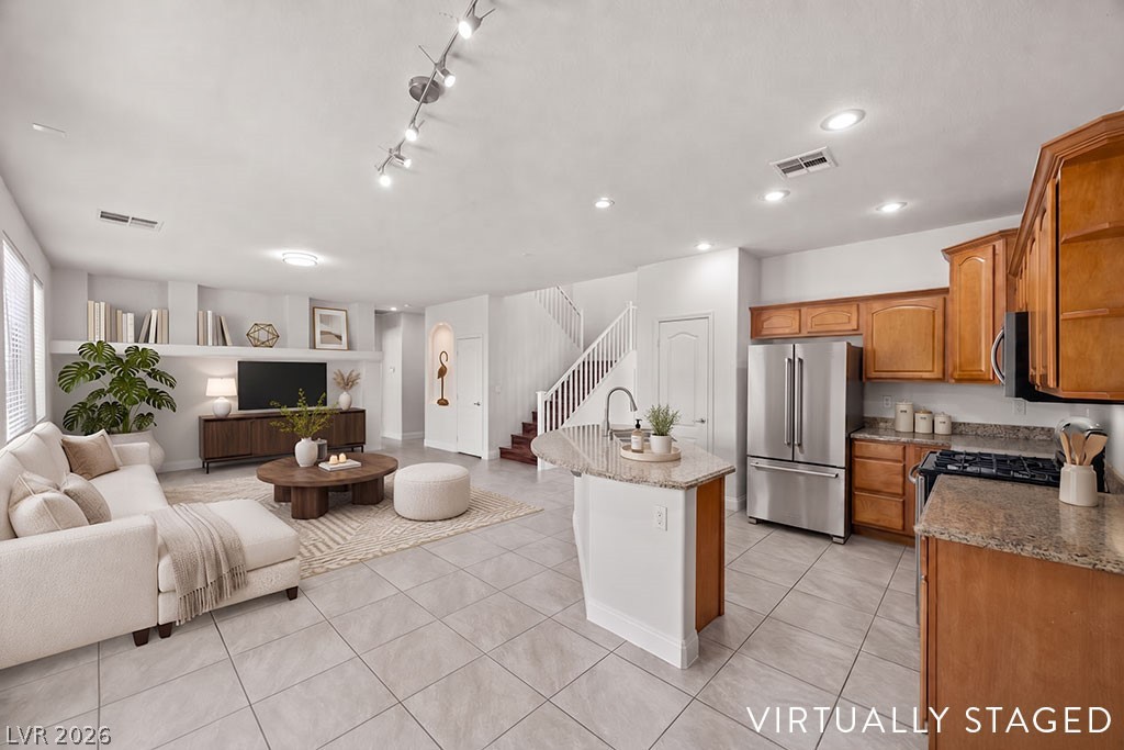 1724 Flores Lane