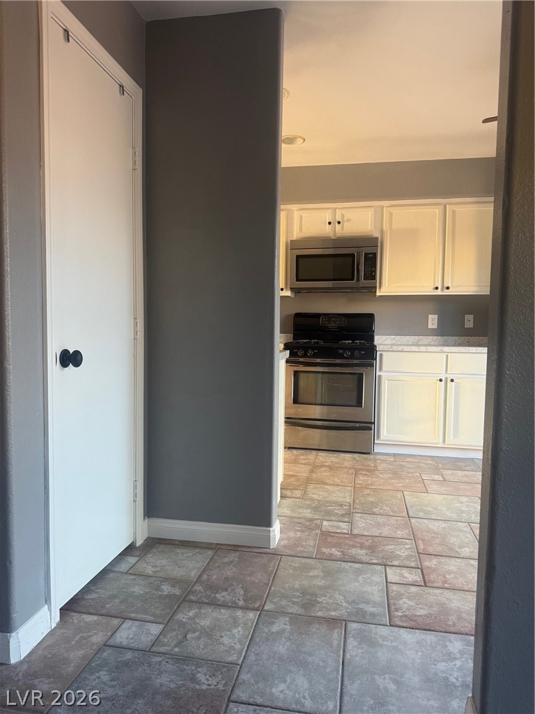 736 Spotted Eagle Street