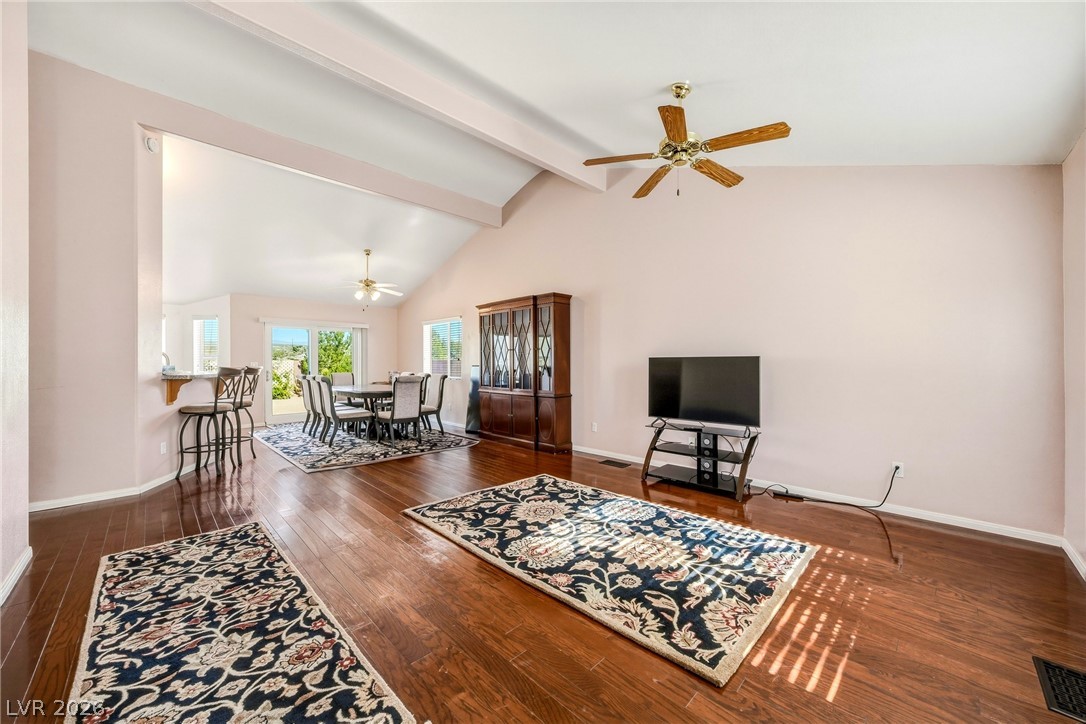 4307 Jacksboro