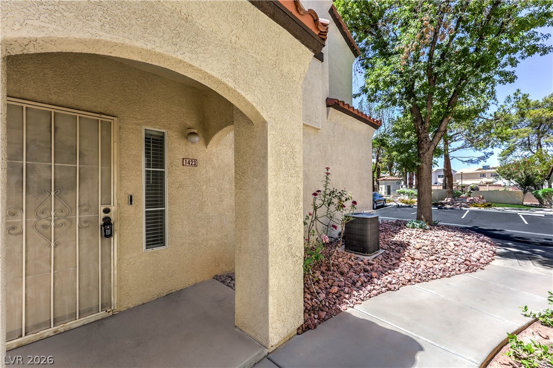 2975 Bluegrass Lane 1423